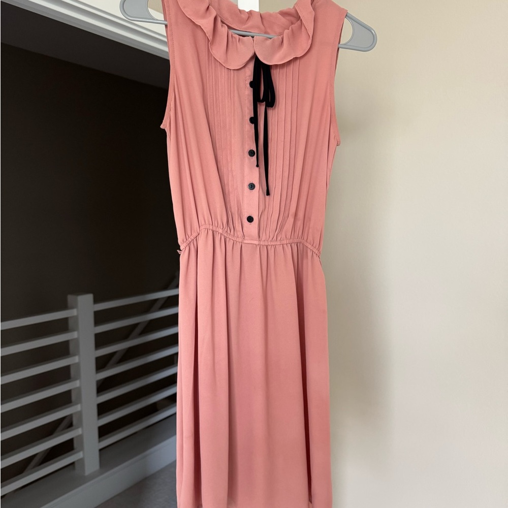 Elegant Pink Sleeveless Dress